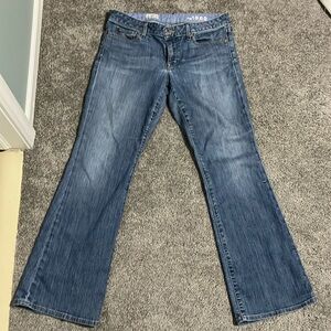 GAP 1969 Curvy Jeans Medium Wash Size 30/10a
